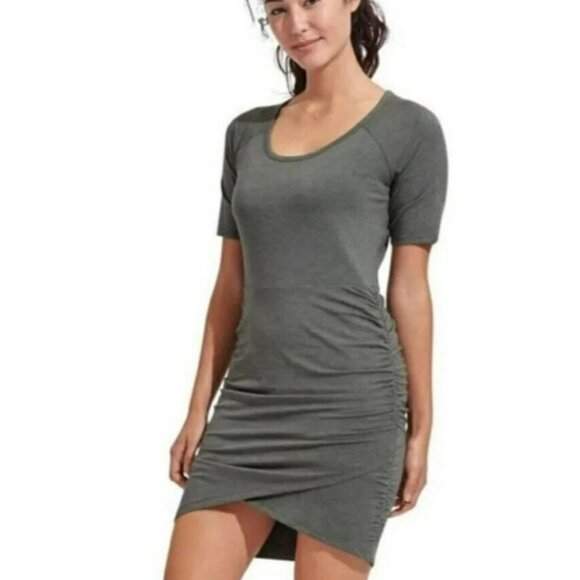 Athleta Dresses & Skirts - Athleta Jasper Green Ruched Tulip Hem Seeker T-Shirt Dress Size Small